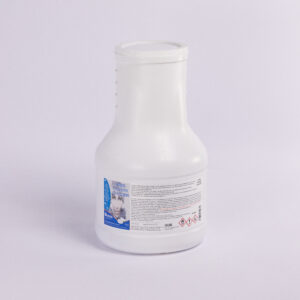 Bela plastična boca sredstva za čišćenje